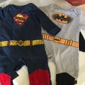 Super hero one piece body suit w/cape